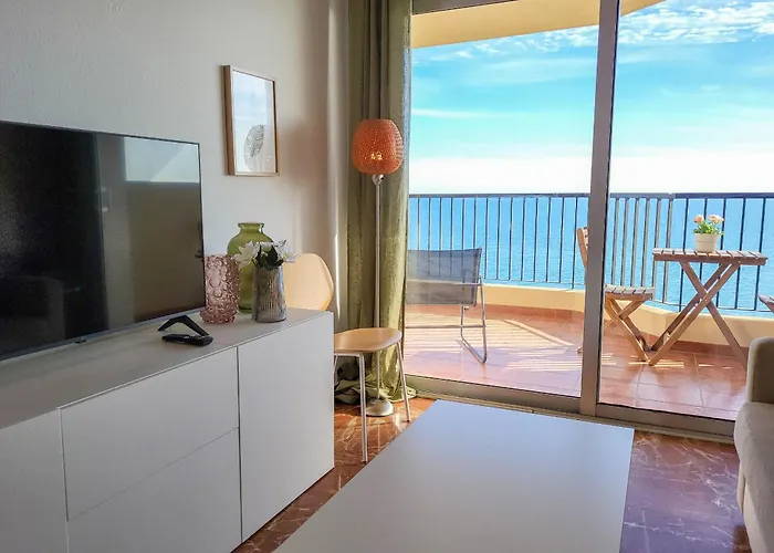 Ref 236 * Fuengirola